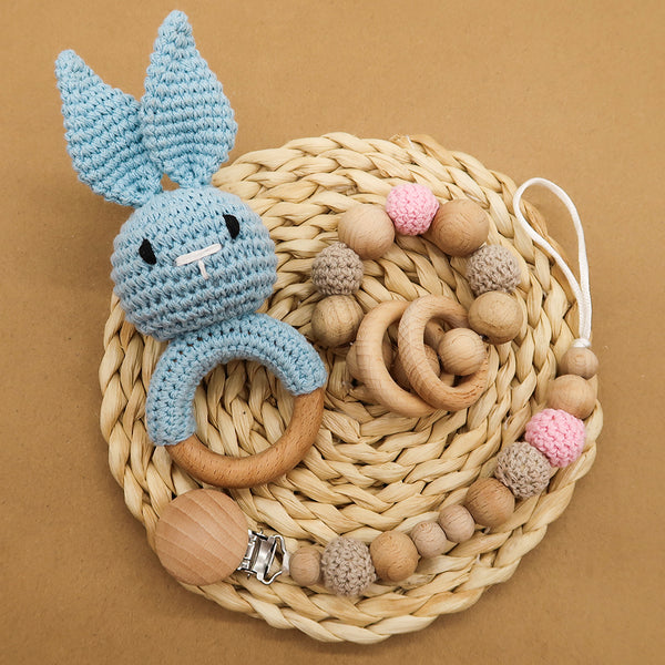 Hot sale handmade crochet toys animal elephant giraffe rabbit teethers children soother Rattle Toy baby wooden rattle Wol.Bos